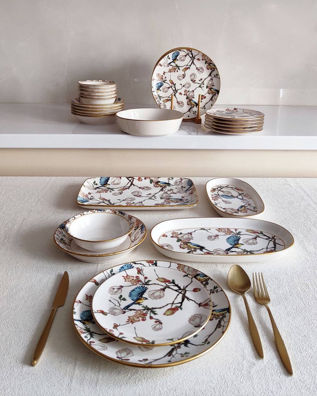 سرویس غذاخوری چینی28پارچه6نفر شاهین ترکیه